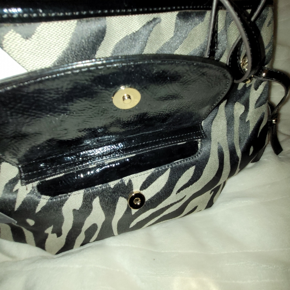 Purse - Picture 5 of 6